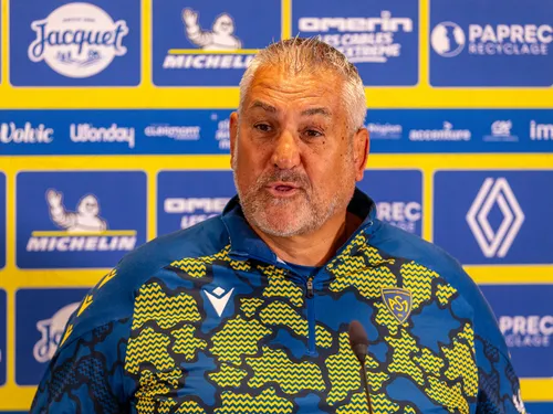 Christophe Urios lié jusqu'en 2027 avec l'ASM