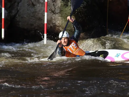Nicolas Gestin termine en force : double podium pour le Breton en...