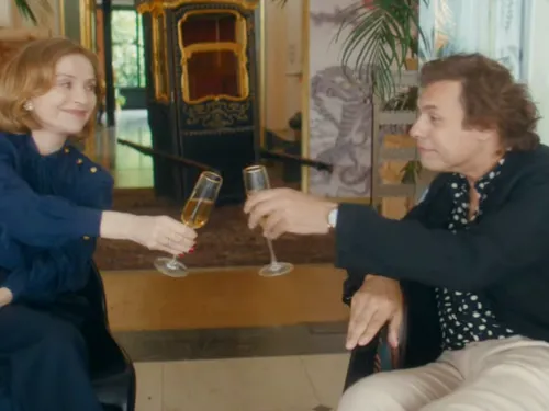  Cinéma : "La Femme la plus riche du monde", un film inspiré de...