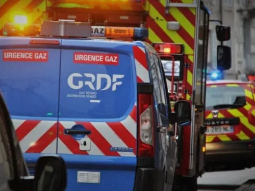 Une conduite de gaz arrachée en plein chantier provoque...