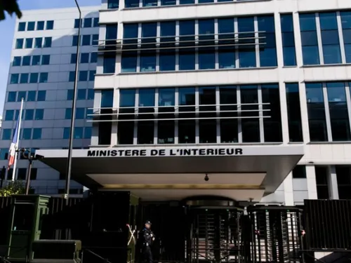 Deux mineurs radicalisés arrêtés pour un projet d’attaque...