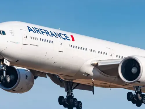 Missiles au Moyen-Orient : un avion Air France envoyé à Dubaï...