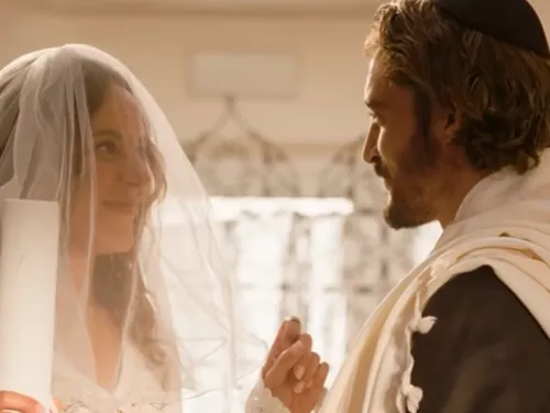 Cinéma : de l'idylle à l'emprise dans "Si tu penses bien" de...
