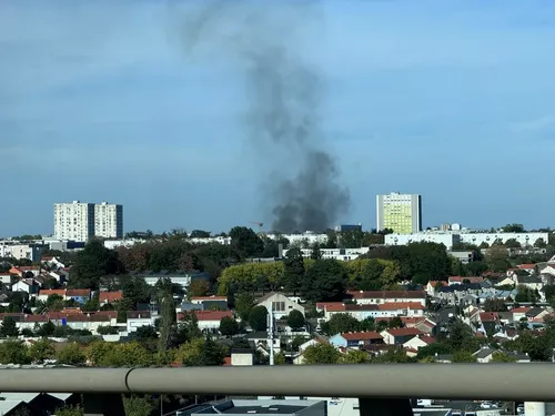 Saint-Herblain : spectaculaire dégagement de fumée après un...