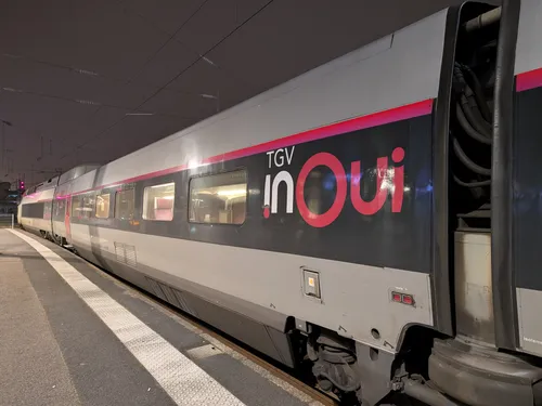Espaces “sans enfants” dans les trains : pourquoi la nouvelle offre...