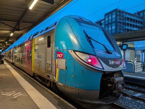Drame sur les rails au sud de Nantes : deux personnes percutées par...