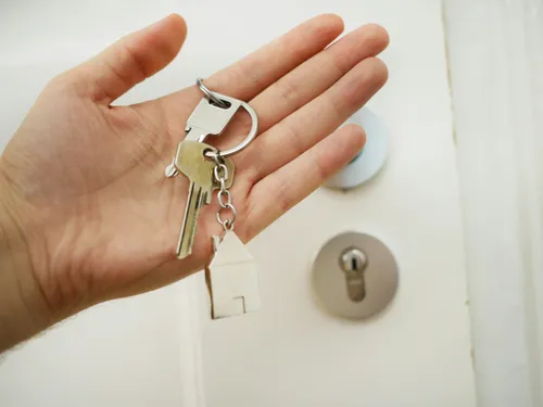 Immobilier : les arnaques aux fausses annonces de location explosent