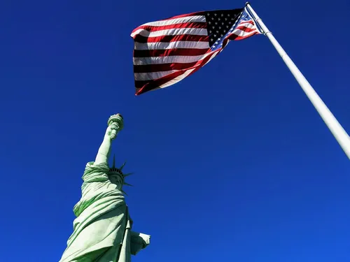 Réseaux sociaux, téléphones, famille : ce que les touristes...