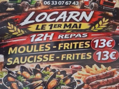 course de tracteurs tondeuses à Locarn