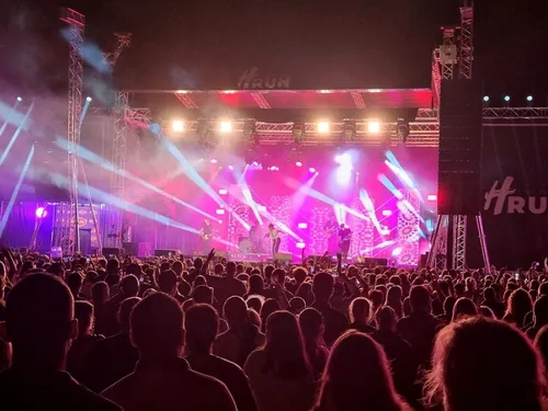 Cœur de Pirate, Christophe Mali, Linh et Superbus sur la scène du...