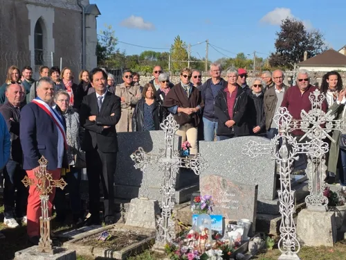 Près de 40 ans après, Suèvres n’a jamais oublié Inass, la petite...