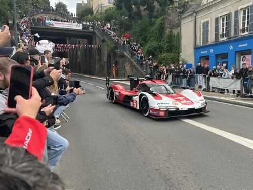 24 Heures du Mans : le "roulage", c'est ce samedi en centre-ville