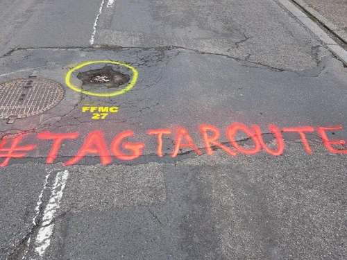 Dans l'Eure, les motards identifient les dangers sur les routes