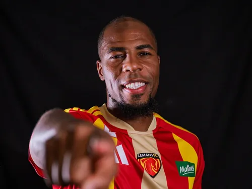 Djibril Sidibé signe au Mans FC