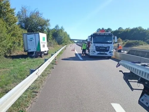 Accident sur l'A28 : trafic coupé dans le sens Tours - Le Mans