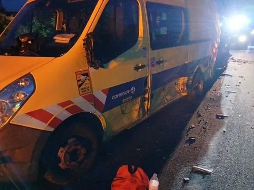 Sur l'A71 : les deux agents s'en sortent en sautant dans le fossé