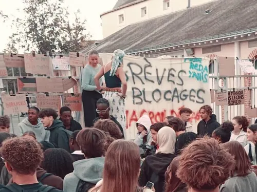 En Mayenne, sept interpellations devant les lycées