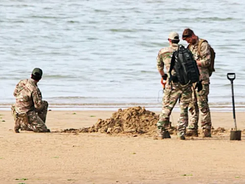Côte de Nacre : un obus découvert sur la plage
