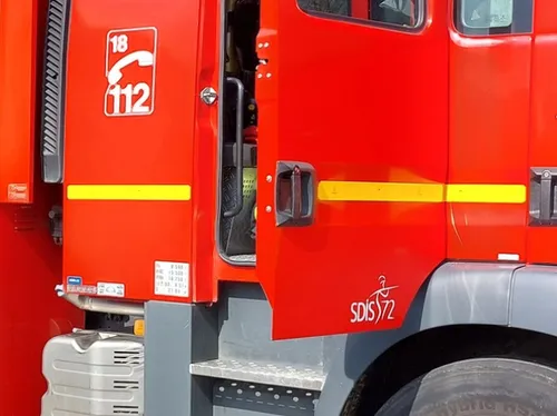 Un blessé grave sur la route à Evaillé