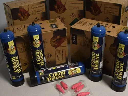 Calvados : six cartons de bonbonnes de protoxyde d'azote dans la...