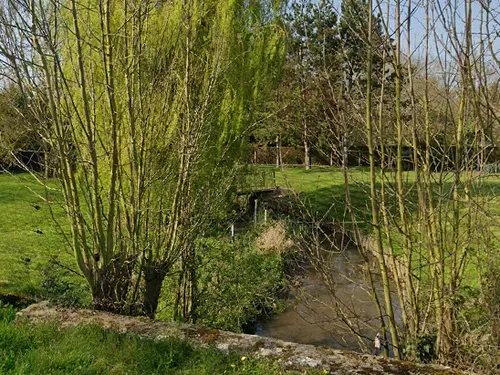 Dans l'Eure, la commune de Bueil porte plainte après la pollution...