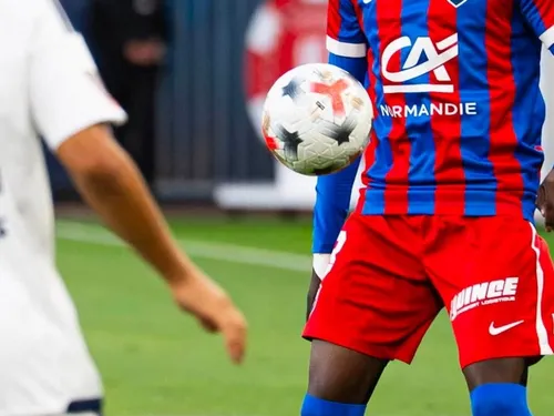 Foot, Ligue 3 : derby normand, le SM Caen reçoit le FC Rouen