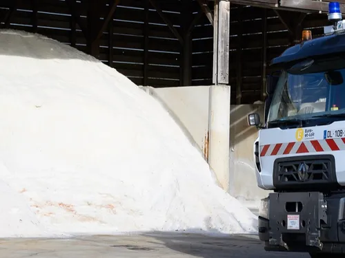 Neige et verglas : prudence sur la route entre ces 1er et 2 janvier