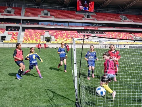 Le foot féminin à l'honneur au stade Marie-Marvingt