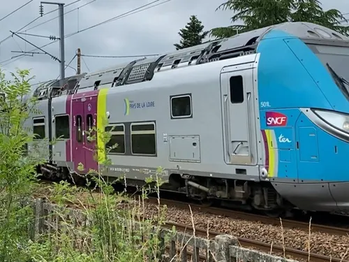 Crues et inondations : trafic des trains perturbé sur la ligne...