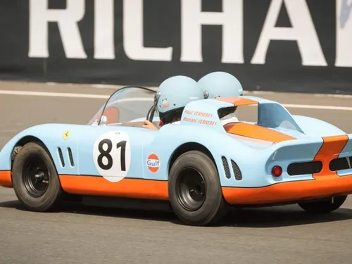 Parigné-l'Evêque : ils se font voler cette mini Ferrari, "une...