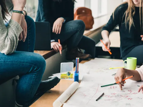 Une rentrée de plus en plus coûteuse pour les étudiants eurois et...