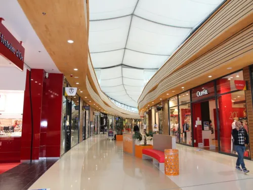 Centre Commercial Claira Salanca : 3 nouvelles enseignes pour cette...