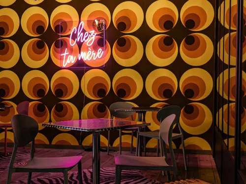 Direction Chez ta Mère, le nouveau Comedy Club de Perpignan 