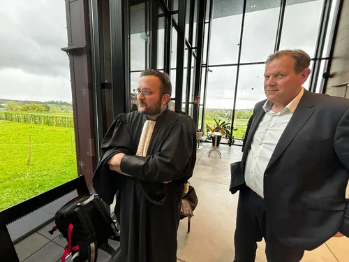 Felleries - Le Maire Pascal Noyon devant les tribunaux 