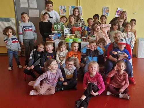 Maubeuge - Des dons pour l'association Pattounes d'Or