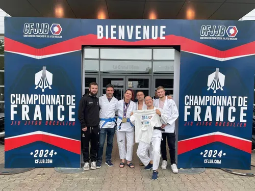 Sports - Athlétisme, Cyclisme, Volley-Ball, Jujitsu et Pétanque au...