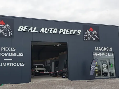Fourmies - Le déménagement du magasin Deal Auto Pièces