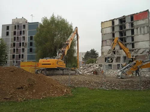 Louvroil - Des démolitions en cours dans le quartier des...