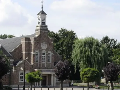 Poix-du-Nord : une salle des fêtes rénovée