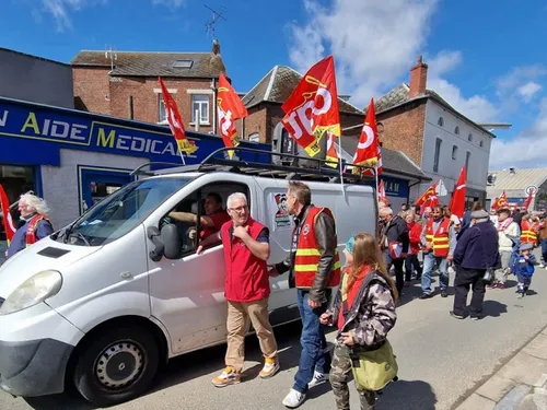 Aulnoye-Aymeries : plus de 120 personnes pour faire barrage à...