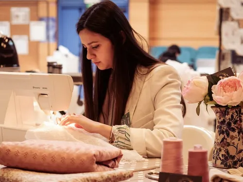 Avesnelles : Camille Georges, une créatrice pas comme les autres