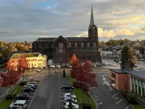 Hautmont : un parking de la mairie bientôt transformé en parc 