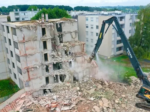Hirson : la démolition des 3 immeubles de la ZAC du Taillis