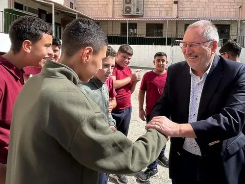 Cisjordanie : Le maire d'Aulnoye-Aymeries agressé lors d'un...