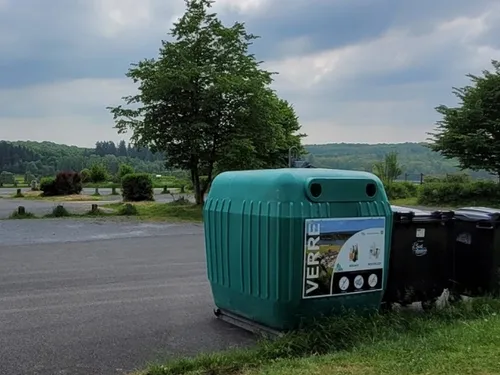 Eppe-Sauvage : 6 cloches à verre installées au ValJoly
