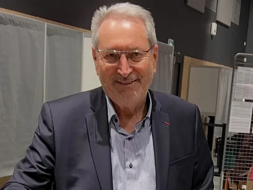 Aulnoye-Aymeries : les aulnésiens gardent Bernard Baudoux !