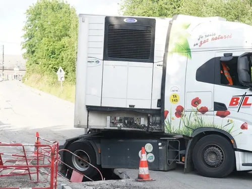 Saint-Michel : un incident de poids lourd   