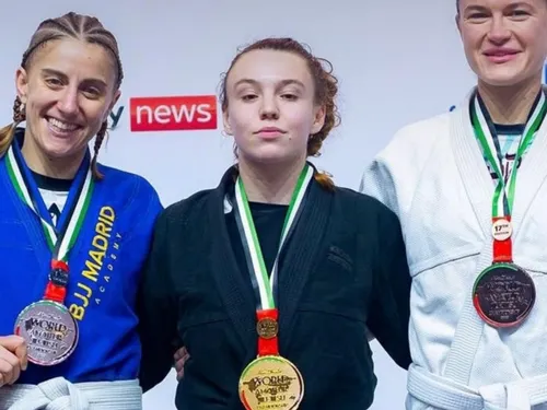 Une fourmisienne championne du monde du jujitsu brésilien