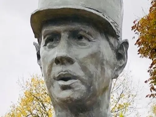 Maubeuge - Un buste du Général de Gaulle installé en 2025