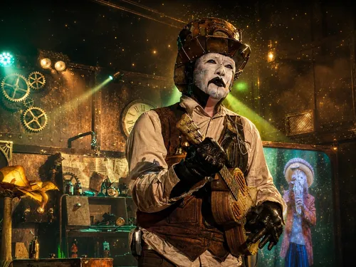 « Gabor et les chapeaux rouillés » prend la route : une tournée...